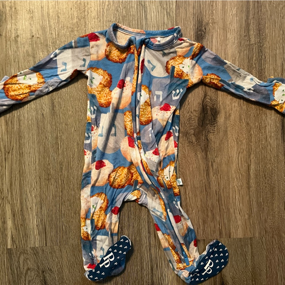 Posh peanut Hanukkah